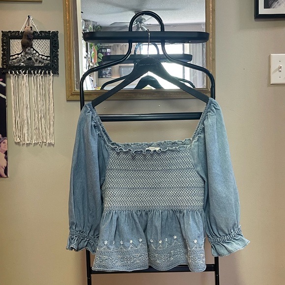 Chambray denim off shoulder peplum peasant blouse - Picture 2 of 4